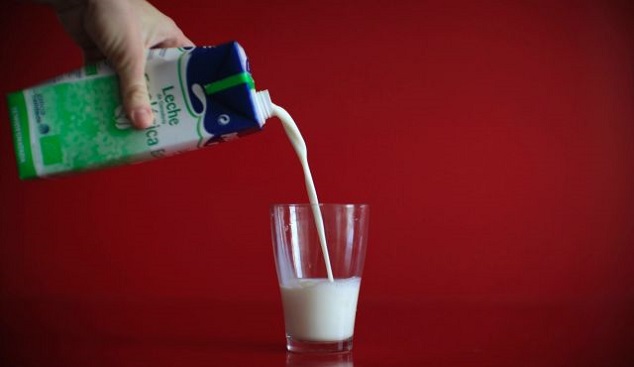 Leche entera con vitamina A
